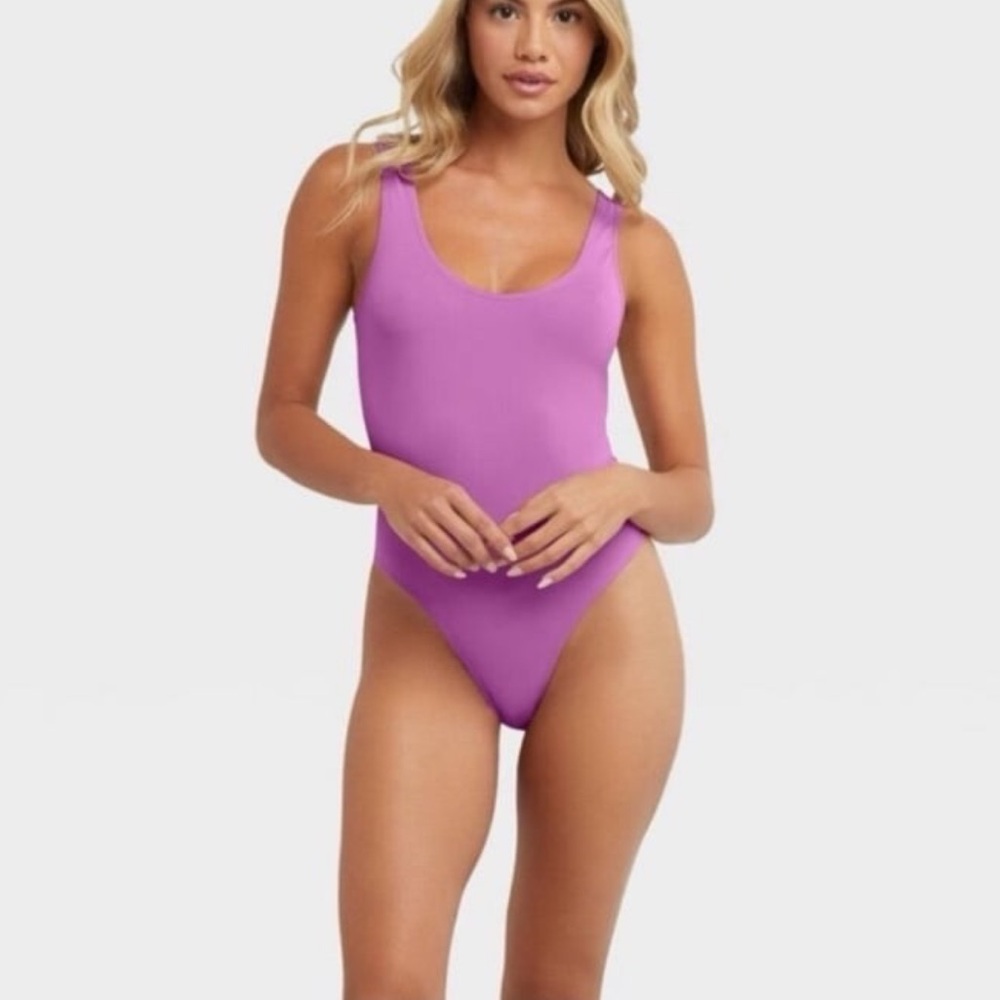 Maidenform Seamless Smoothing Plunging Bodysuit Shape-wear Magenta Quartz XL NWT